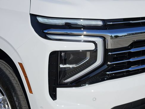 New 2026 Chevrolet Suburban LT w/ Comfort Package RWD image 9