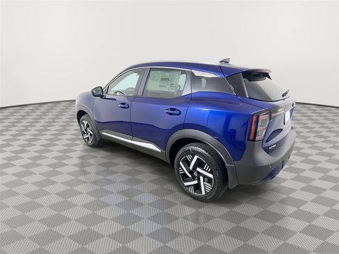 New 2026 Nissan Kicks SV image 6