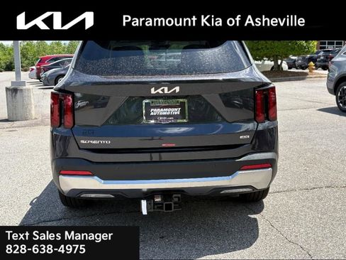 New 2025 Kia Sorento EX w/ Panoramic Sunroof Package image 5