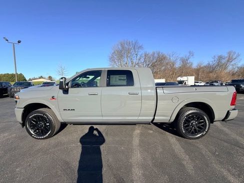 New 2026 RAM 2500 Limited AWD/4WD image 34