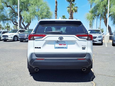 Used 2025 Toyota RAV4 XLE image 6