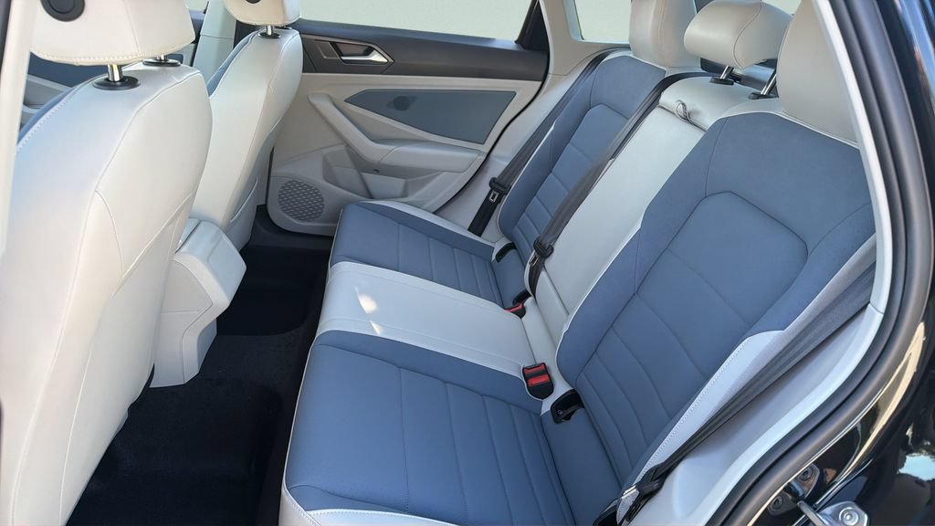 New 2027 Volkswagen Jetta SE FWD image 29
