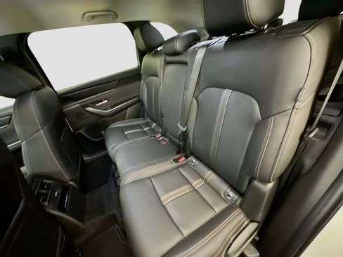 Used 2024 MAZDA CX-90 3.3 Turbo w/ Select Package image 29