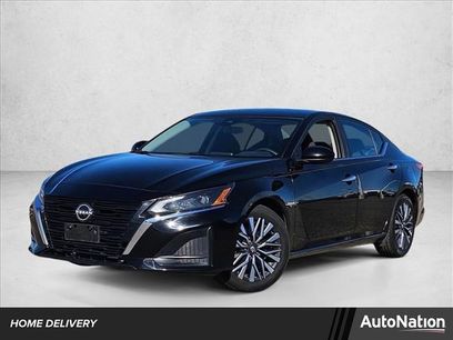 Used 2023 Nissan Altima 2.5 SV