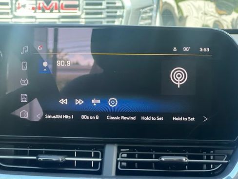 New 2026 Chevrolet Trax ACTIV w/ Driver Confidence Package FWD image 8