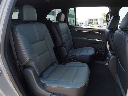 New 2026 GMC Acadia AT4 w/ Super Cruise Package AWD/4WD image 25