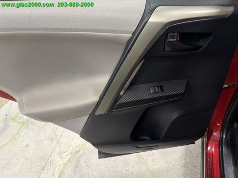 Used 2013 Toyota RAV4 LE AWD/4WD image 28