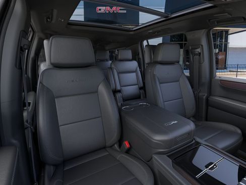 New 2026 GMC Yukon XL Denali w/ Denali Reserve Package AWD/4WD image 16