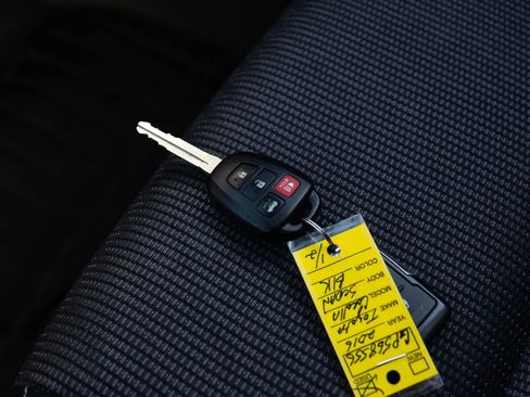 Used 2016 Toyota Corolla S image 51