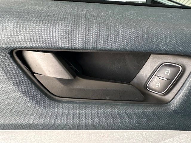 Used 2022 Ford Maverick XLT FWD image 26