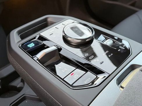 New 2026 BMW iX xDrive45 w/ M Sport Package AWD/4WD image 22