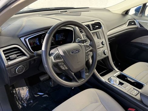 Used 2018 Ford Fusion S image 16