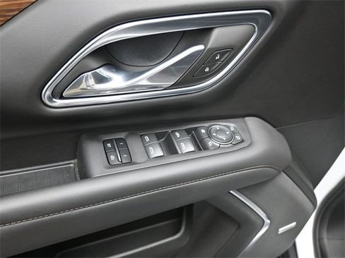 Used 2024 Chevrolet Tahoe High Country image 4