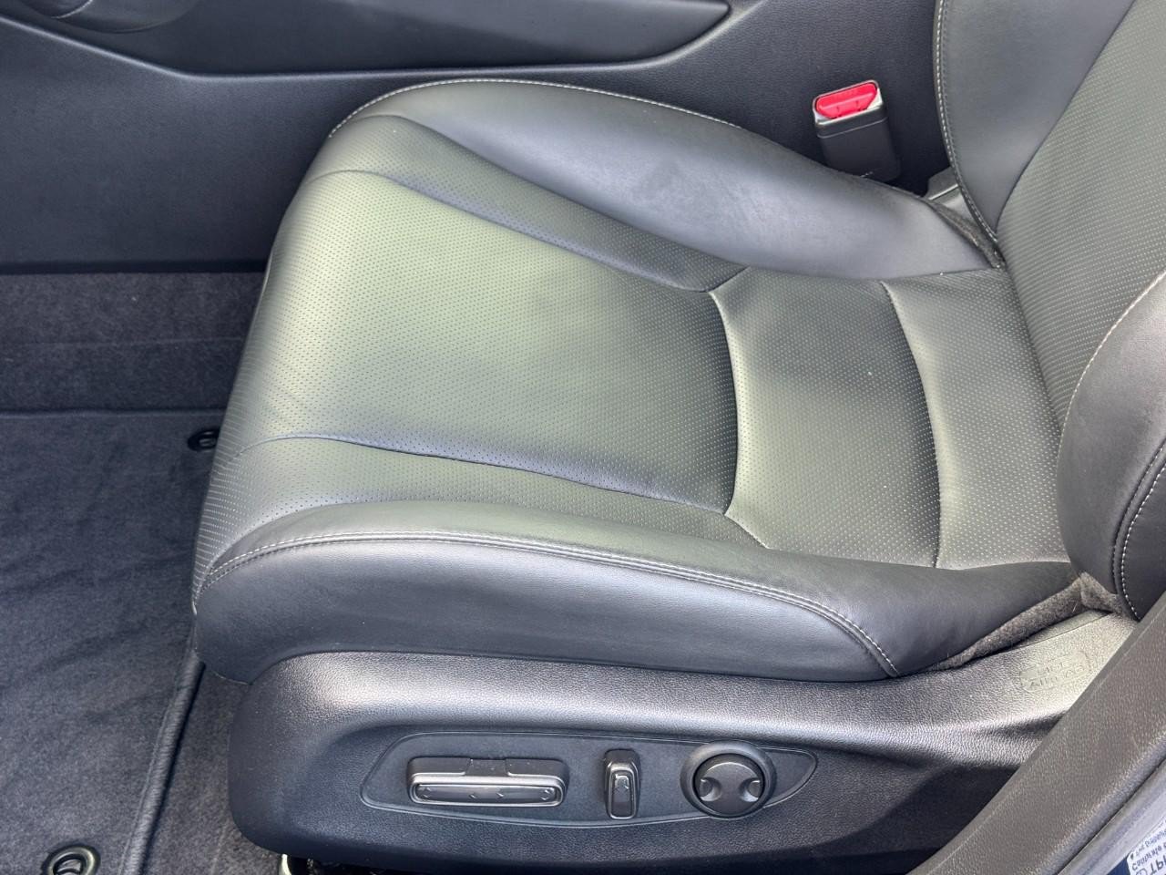 Used 2025 Honda Accord Touring image 17