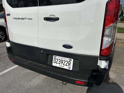 Used 2024 Ford Transit 250 Low Roof w/ Exterior Upgrade Package RWD image 4