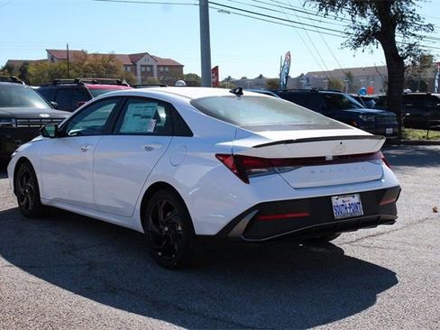 Certified 2026 Hyundai Elantra Sport image 5