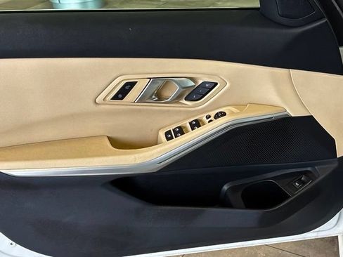 Used 2025 BMW 330i Sedan RWD image 15