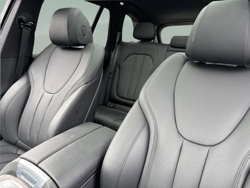 Used 2022 BMW X5 xDrive40i w/ Premium Package image 29