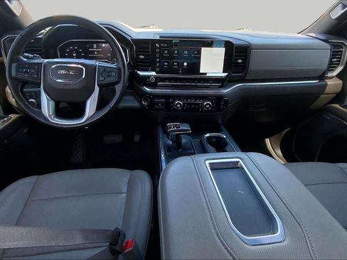 Used 2022 GMC Sierra 1500 SLT w/ SLT Premium Plus Package AWD/4WD image 15
