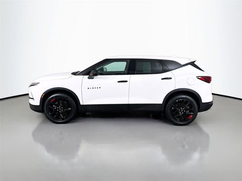 Used 2023 Chevrolet Blazer LT image 5