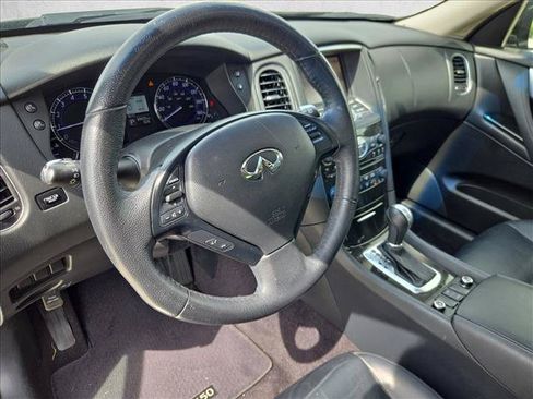 Used 2017 INFINITI QX50 2WD image 8