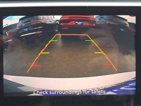 Used 2021 Nissan Versa SV image 19