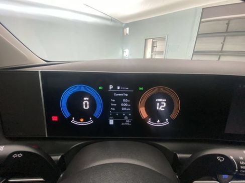 Used 2025 Hyundai Tucson SEL FWD image 15