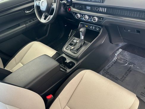 Used 2024 Honda CR-V EX image 17