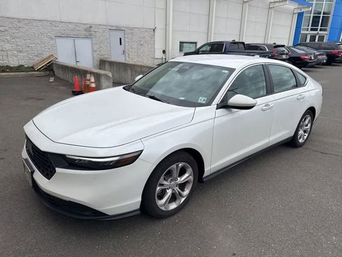 Used 2023 Honda Accord LX image 3
