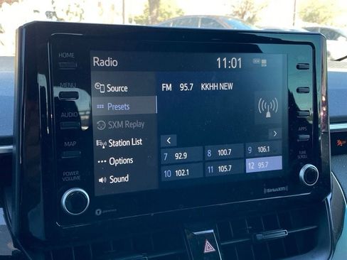 Used 2022 Toyota Corolla LE image 22