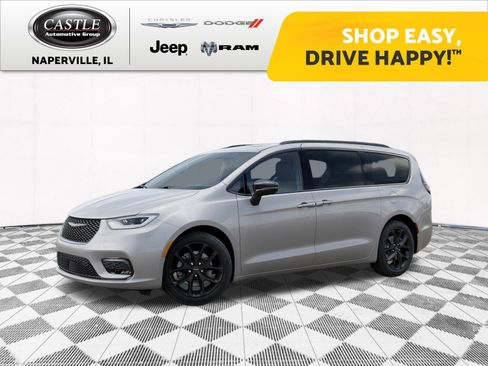 New 2026 Chrysler Pacifica Limited image 1