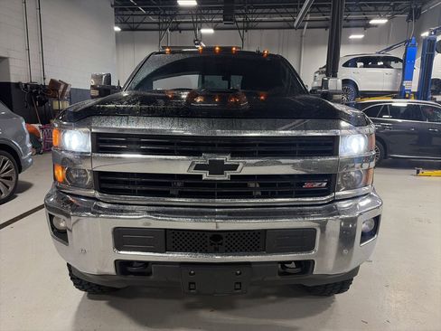 Used 2015 Chevrolet Silverado 2500 LTZ w/ Duramax Plus Package AWD/4WD image 7