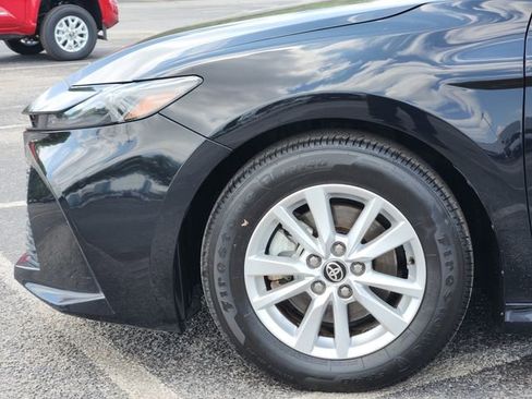 Certified 2025 Toyota Camry LE image 7