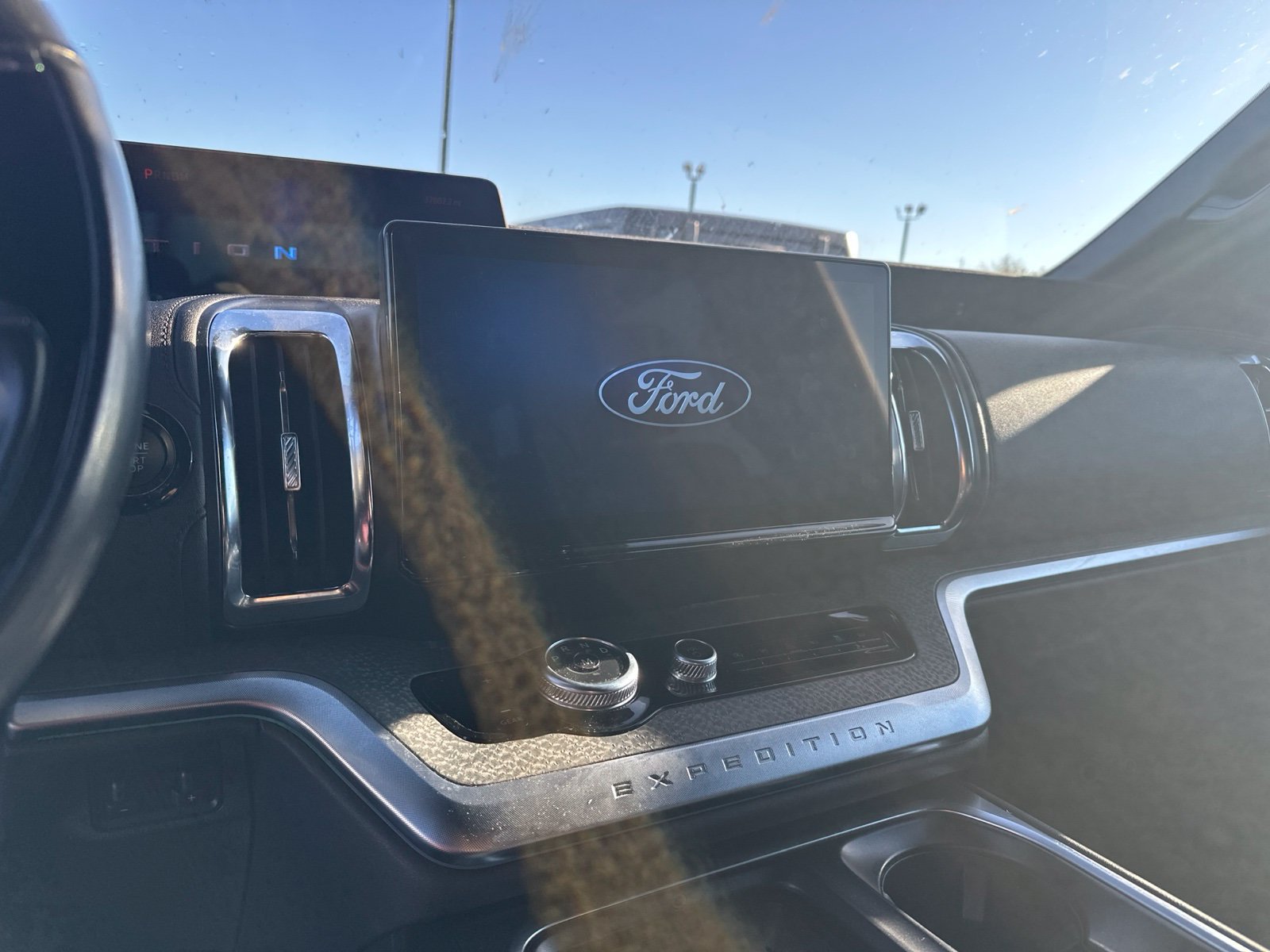 Used 2025 Ford Expedition Tremor AWD/4WD image 10