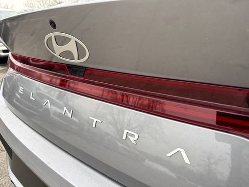 New 2026 Hyundai Elantra Limited image 6