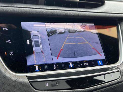 Certified 2022 Cadillac XT5 Premium Luxury w/ Technology Package image 31