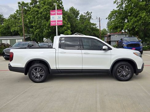Certified 2020 Honda Ridgeline Sport image 10
