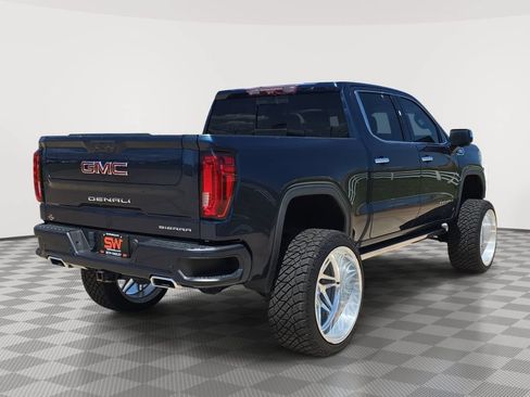 Used 2021 GMC Sierra 1500 Denali w/ Denali Ultimate Package AWD/4WD image 7