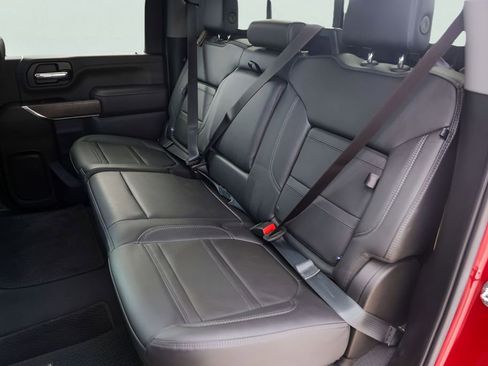 Used 2022 GMC Sierra 3500 Denali w/ Technology Package AWD/4WD image 29