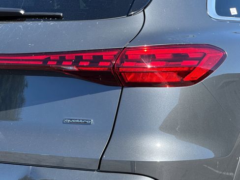 New 2025 Audi Q5 Premium Plus image 23