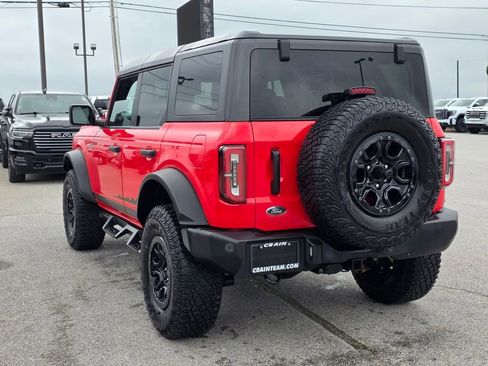 Used 2022 Ford Bronco Wildtrak image 5