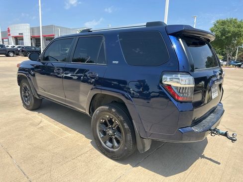Used 2024 Toyota 4Runner SR5 RWD image 8