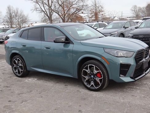 Used 2025 BMW X2 M35i w/ Premium Package image 3