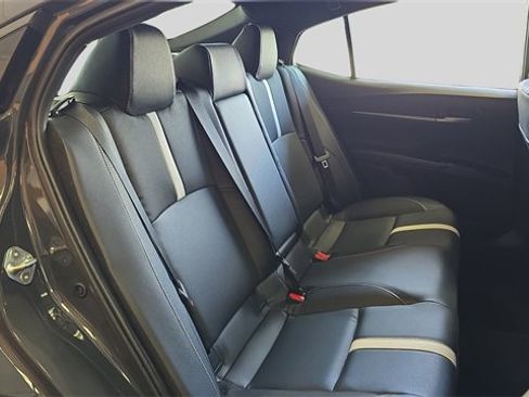 Used 2025 Toyota Camry SE image 14