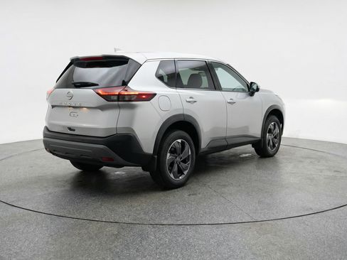 Used 2025 Nissan Rogue SV image 9