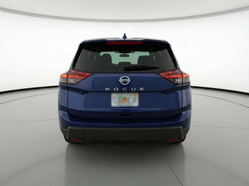 Used 2025 Nissan Rogue SV FWD image 7