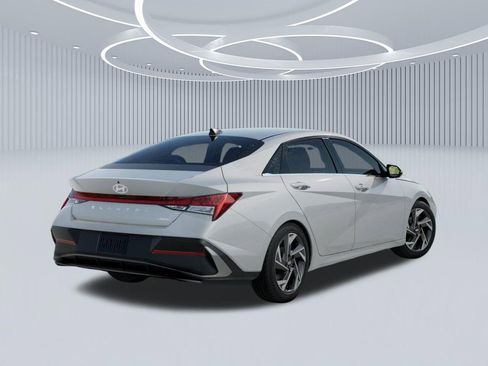 New 2026 Hyundai Elantra Limited image 4