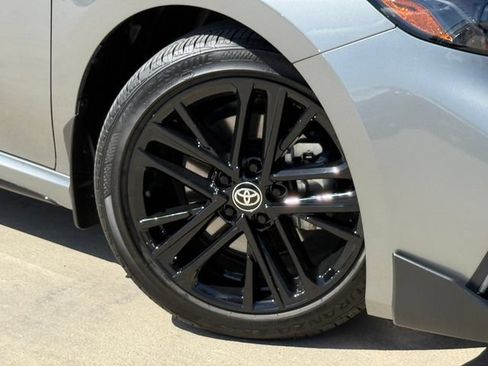 Used 2026 Toyota Camry SE w/ Convenience Package FWD image 2