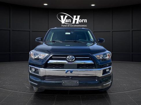 Used 2022 Toyota 4Runner Limited AWD/4WD image 2