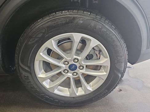 Used 2020 Ford Escape SE FWD image 31